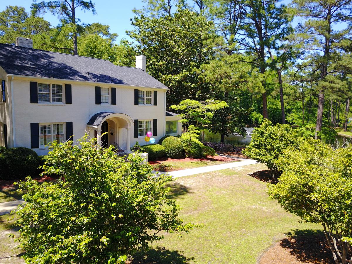Leasing office at Quail Run in Columbia, SC